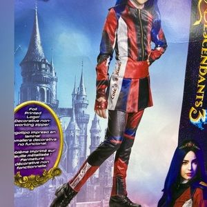 Disney descendants 3 Evie’s 4 hearts Halloween costume girl size S 4-6 yo